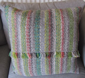 Crepe weave cushion